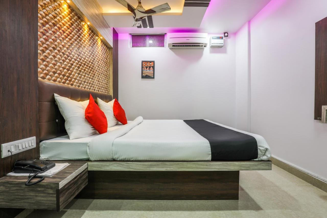OYO 14472 Brahmaputra Guest House Guwahati Bagian luar foto